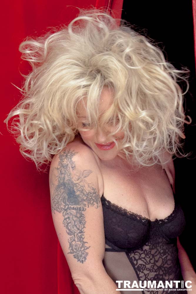 Emma played Ozma in Return To Oz for Disney, and she came to me wanting to do a Marilyn Monroe inspired nude image for use in advertising her fitness locations.  We got some other general shots as well for her personal use.